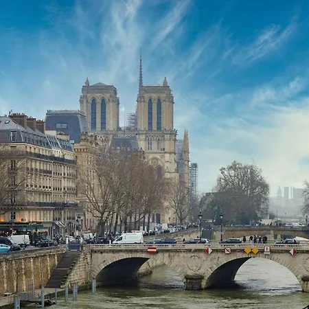 Apartment Oniri - Serviced Notre Dame - Quai Des Grands Augustins Paris